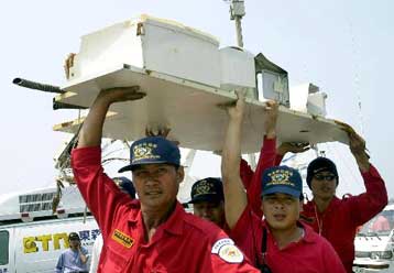 Μυστήριο γύρω από τα αίτια της συντριβής του Boeing της China Airlines