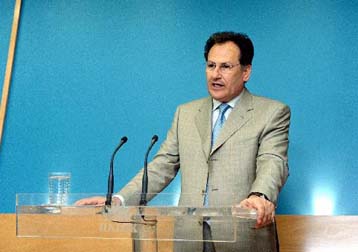 Δυσμενής η συγκυρία για το ΠΑΣΟΚ, σχολιάζει ο Κ.Λαλιώτης για τη δημοσκόπηση της V-PRC