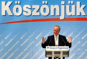 Ο σοσιαλιστής Πέτερ Μεντγκιέσι αναλαμβάνει τον πρωθυπουργικό θώκο της Ουγγαρίας