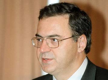 Ευνοϊκές αλλαγές στη φορολογία κληρονομίας και γονικών παροχών από το ΥΠΕΘΟ