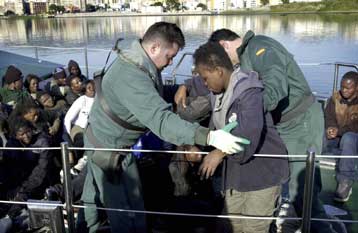 Επανέρχονται τα δακτυλικά αποτυπώματα σε διαβατήρια και ταυτότητες των Ευρωπαίων
