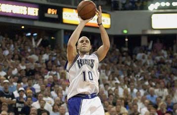 Νίκη τίτλου με 92-91 για το Σακραμέντο επί των Λέικερς