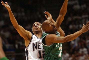Μία νίκη μακριά από τον τίτλο της Ανατολής οι Νετς μετά τη νίκη με 103-92 επί των Σέλτικς