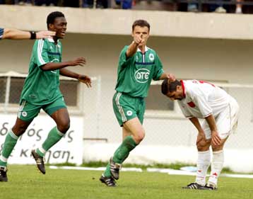 Δεύτερος εν ενεργεία σκόρερ του κόσμου ο Βαζέχα