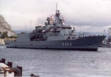 Και στον επιτετραμμένο την πρεσβείας των ΗΠΑ στην Αθήνα η απάντηση για τις νηοψίες