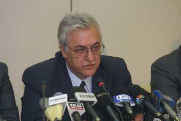 Στην αδυναμία κάλυψης των κενών θέσεων νοσηλευτών αναφέρθηκε ο Αλ.Παπαδόπουλος