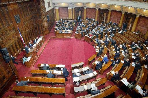 Εγκρίθηκε από τη γιουγκοσλαβική Βουλή η συμφωνία περί ίδρυσης της νέας συνομοσπονδίας