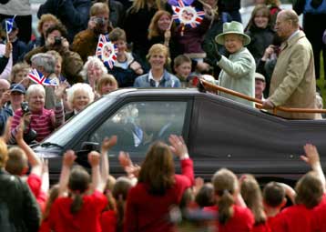 Πρώτη ημέρα εορτασμού για το Χρυσό Ιωβηλαίο της βασίλισσας Ελισάβετ