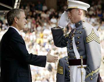 Ετοιμότητα για προληπτική στρατιωτική δράση κατά της τρομοκρατίας ζήτησε ο Μπους