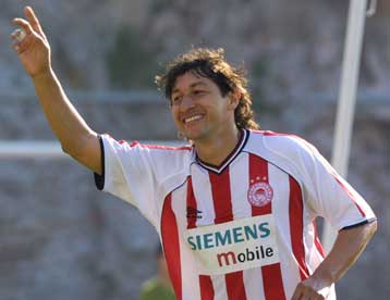 Έτοιμάζει τις βαλίτσες του ο Μπερμούδεςς με τις ευλογίες του Ολυμπιακού