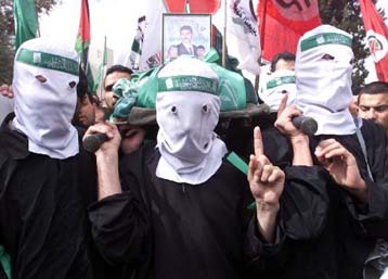 Αρνείται συνεργασία με τον Αραφάτ η Χαμάς – Νέα εισβολή Ισραηλινών στην Καλκίλια