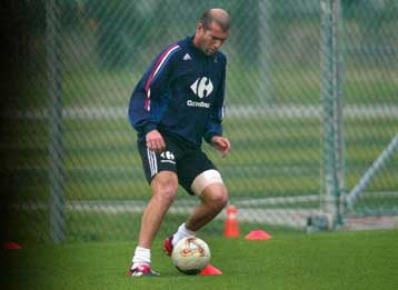 Δεν θα ρισκάρει ο Ζιντάν την επιστροφή του στα γήπεδα