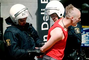 Κατηγορίες εναντίον Σουηδών αστυνομικών για τα επεισόδια στο Γκέτεμποργκ