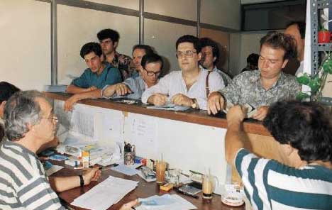 Επιπλέον φόρο 1.321,14 ευρώ καλούνται να πληρώσουν 128.000 φορολογούμενοι