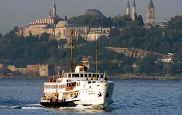 Ελληνοτουρκική έριδα στο ΝΑΤΟ με αφορμή την ονομασία των Στενών του Βοσπόρου