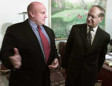 Σε εξέλιξη η διπλωματική πρωτοβουλία των ΗΠΑ για την ειρήνη στο Κασμίρ