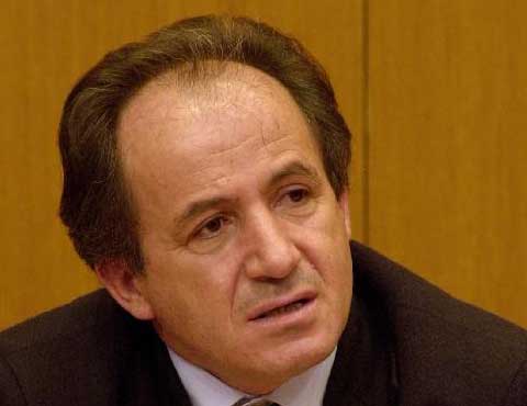 Αναδιανομή του εισοδήματος με τη φορολογική μεταρρύθμιση ζητά η ΓΣΕΕ