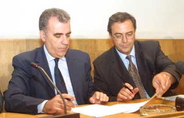 Υπεγράφη η συμφωνία για τη χρηματοδότηση του ΙΚΑ