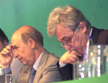 Διέψευσε ο Παπαδόπουλος τα περί τελεσιγράφου για παραίτησή του από την κυβέρνηση