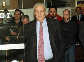 Μήνυση Κοντομηνά και ΑΣ Αρη στον Ζαχουδάνη