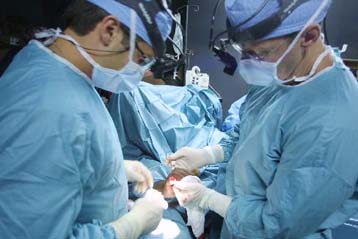 Το ΣτΕ έκρινε συνταγματικό το νόμο Παπαδόπουλου για τους «διπλοθεσίτες» γιατρούς