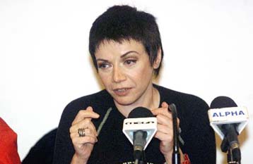 Απεβίωσε την Παρασκευή η δημοσιογράφος Μαλβίνα Κάραλη