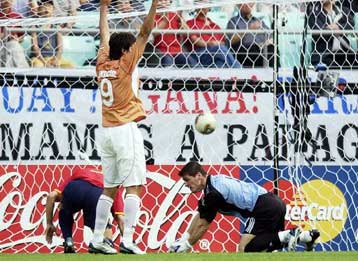 H Ισπανία στους «16» με κορυφαίο τον Μοριέντες, 3-1 την Παραγουάη