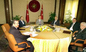 Συμφωνία στην Αγκυρα για επιτάχυνση των μεταρρυθμίσεων με στόχο την ένταξη στην ΕΕ