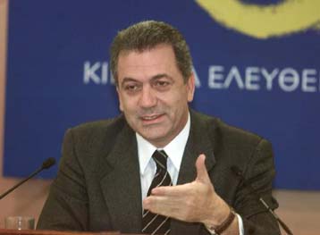 Είναι καιρός για συνεργασίες δηλώνει τώρα ο Δημήτρης Αβραμόπουλος