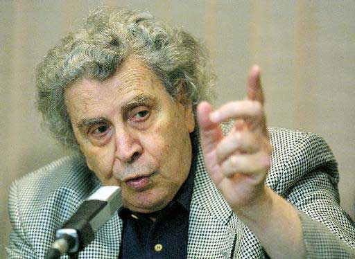 Συναυλία Θεοδωράκη στο ΜΜΑ με ερμηνευτές τους Μπάση, Βενετσάνου και Μπέζο