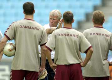Ο Μ.Όλσεν θεωρεί τη Δανία αουτσάιντερ στο ματς με τη Γαλλία