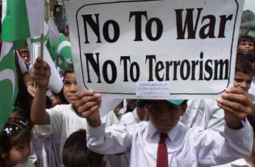 Κινήσεις καλής θέλησης από την Ινδία απομακρύνουν περαιτέρω το ενδεχόμενο πολέμου