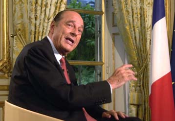 Απαλλαγμένος από τη «συγκατοίκηση», ο Σιράκ υπόσχεται να εφαρμόσει το πρόγραμμά του