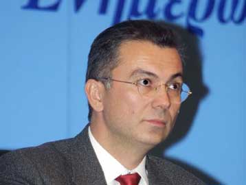 Κόντρα Ρουσόπουλου – Πρωτόπαπα για τους πυροβολισμούς στην οικία του Κ.Σημίτη