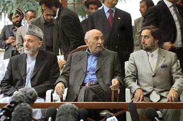 Προς νέα αναβολή η συνεδρίαση της Λόγια Τζίργκα – «Μήλον της Έριδος» ο τέως βασιλιάς