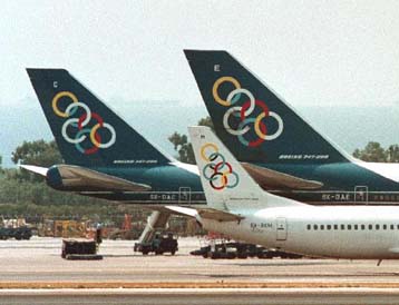 Αντιδρούν οι τουριστικοί πράκτορες στην κατάργηση των φθηνών αεροπορικών εισιτηρίων