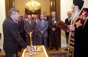 Ορκίστηκε νέος υπουργός Υγείας και Πρόνοιας ο καθηγητής Κώστας Στεφανής