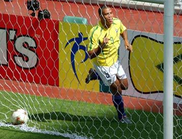 H FIFA θα λύσει το ερώτημα του Ρονάλντο για τον εκτελεστή του 1ου γκολ της Βραζιλίας