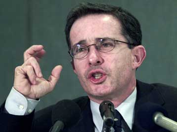 Δύο γυναίκες αναλαμβάνουν τα υπουργεία Αμυνας και Εξωτερικών της Κολομβίας