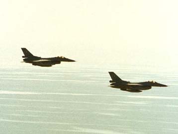 Τουρκικά αεροσκάφη παραβίασαν το FIR Αθηνών στο βόρειο και νοτιοανατολικό Αιγαίο