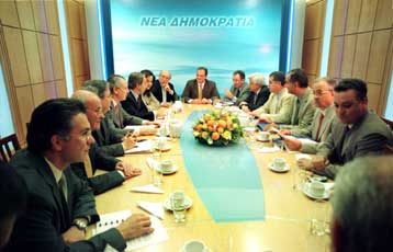 Αντί να κυβερνά, υβρίζει την αντιπολίτευση, απαντά η ΝΔ στον πρωθυπουργό