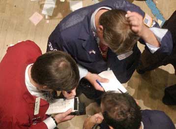 Ανοδος Nasdaq – Πτώση Dow Jones στο κλείσιμο της Παρασκευής