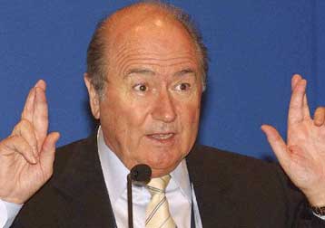 Αναγνωρίζει το πρόβλημα με τα εισιτήρια, κάνει λόγο για άρτια διοργάνωση ο Μπλάτερ