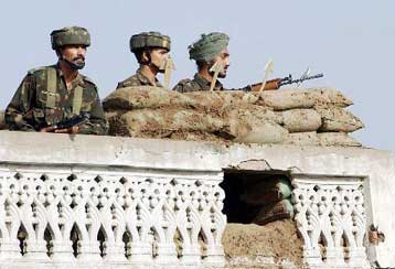 Απόπειρα δολοφονίας εναντίον του επικεφαλής της διοίκησης του ινδικού Κασμίρ