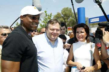 Εγκαινιάστηκε στον πεζόδρομο της Διονυσίου Αρεοπαγίτου το «Καλειδοσκόπιο»