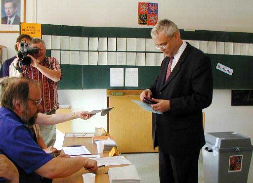 Με ποσοστό 30% οι Σοσιαλδημοκράτες βρίσκονται και πάλι στο τιμόνι της Τσεχίας