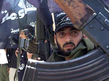 Ένοπλος Παλαιστίνιος παρέσυρε στο θάνατο δύο Ισραηλινούς σε εβραϊκό οικισμό στη Γάζα