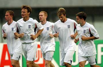 Πολ Σκόουλς: «Δεν βλέπω γιατί να μην συνεχίσουμε»