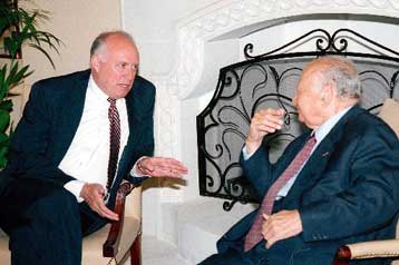 Επιτάχυνση των διαδικασίων για «συνολική λύση» του Κυπριακού ζήτησε ο Τ.Γουέστον