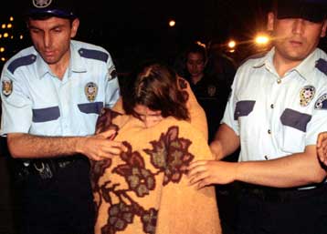 Δύο νεκροί από τη σύγκρουση πλοίων στα στενά του Βοσπόρου